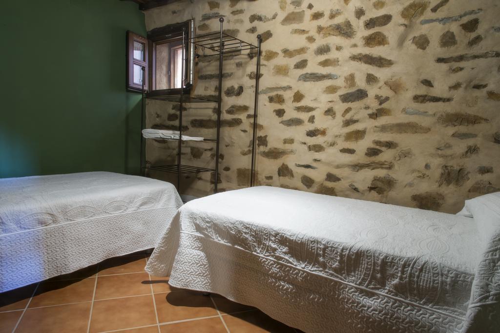 Molino Del Medio Guest House Robledillo De Gata Luaran gambar